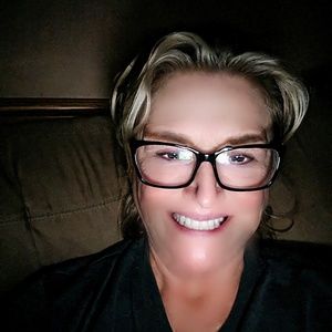 Meet your Posher, Robin